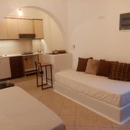 Little Yard Studios & Apartments #6 Naxos City Екстер'єр фото